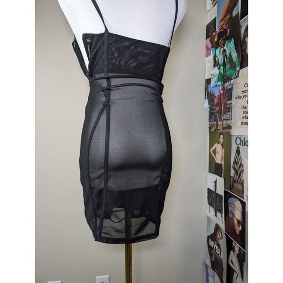 Oh Polly Corset Dress - Picture 2 of 6